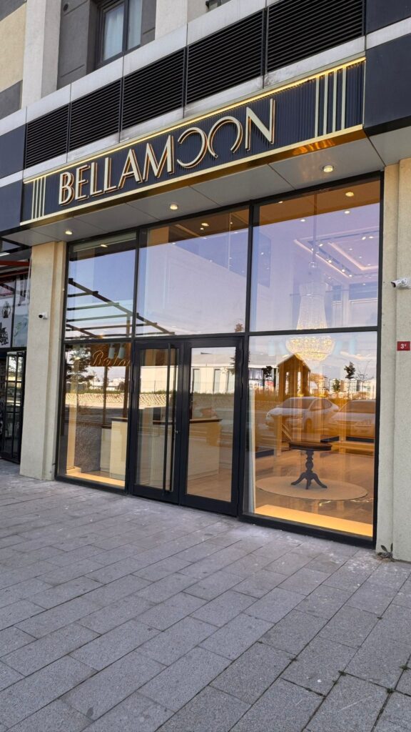 Bella moon altin paslanmaz isikli kutu harf tabela kompozit cepha kaplama tabela gorseli