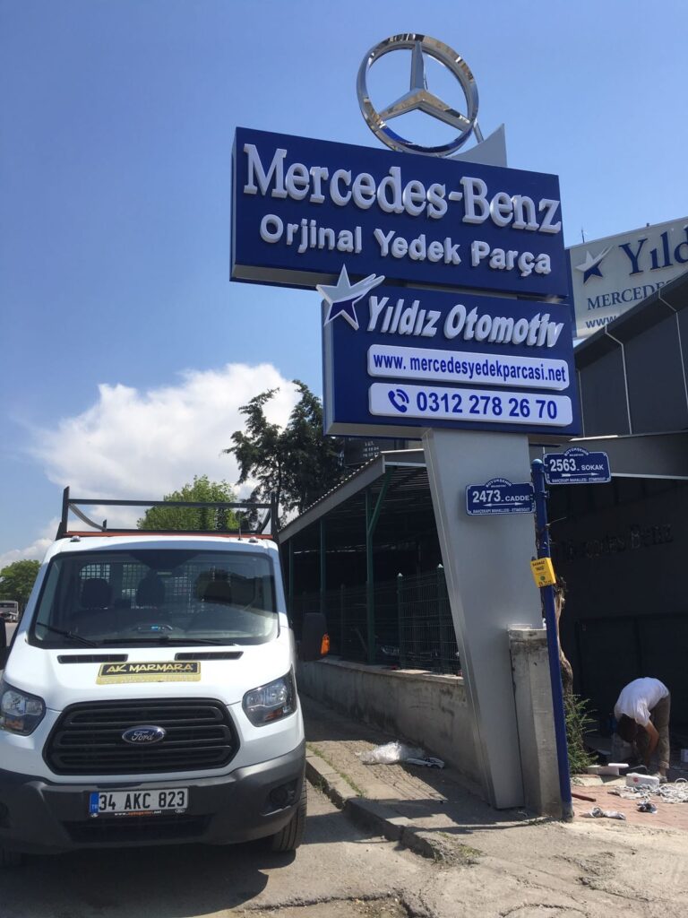 Mercedes benz totem tabela