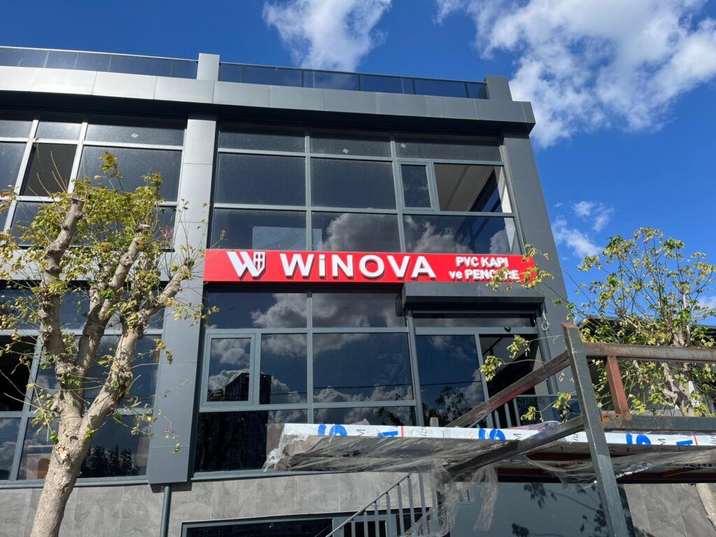 Winova PVC Kapi ve Pencere Tabelasi 3