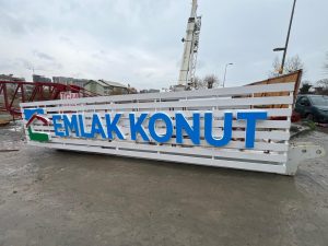 Emlak konut tozkoparan tabela