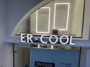 Er Cool Merter kadin giyim isikli kutu harf tabela genel gorunum