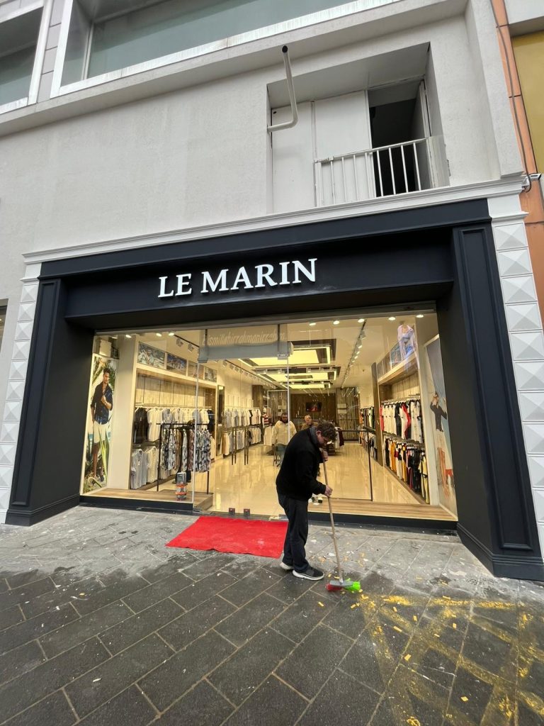 Le Marin Merter Erkek Gömlek Mağazası Tabelası
