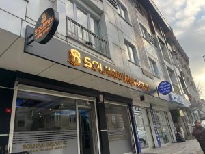 Solhan Insaat Kucukcekmece siyah kompozit zemin tabela uygulamasi